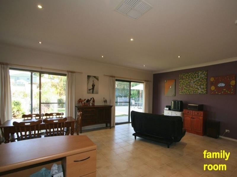 12 Thiele Avenue, Loxton SA 5333