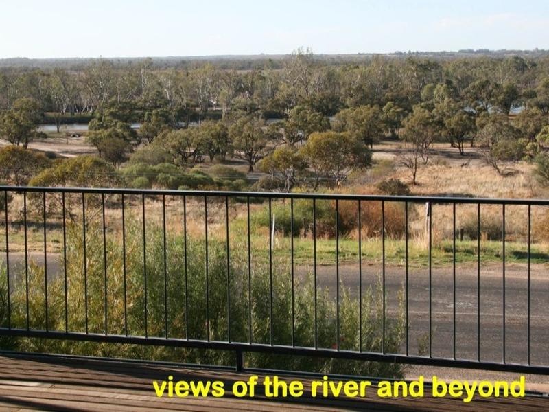 12 Thiele Avenue, Loxton SA 5333
