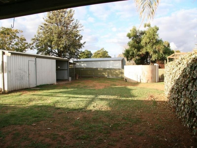 145 Paruna Road, Loxton SA 5333