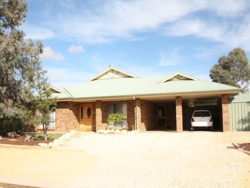 36 Fourth Street, Loxton SA 5333