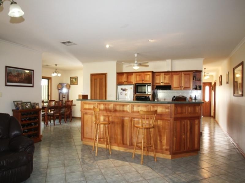 36 Fourth Street, Loxton SA 5333