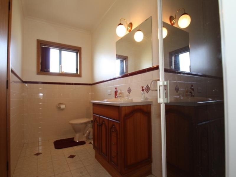 36 Fourth Street, Loxton SA 5333