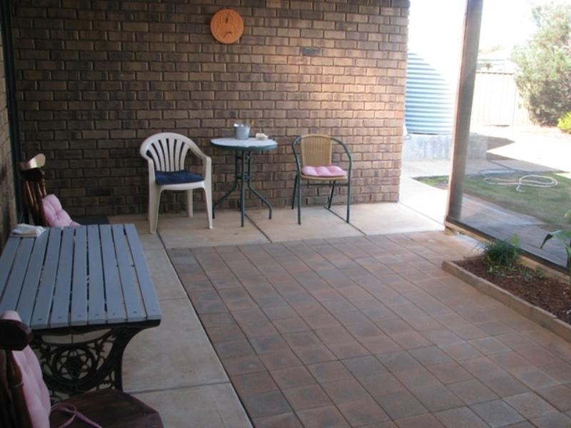 8 Phillips Road, Berri SA 5343