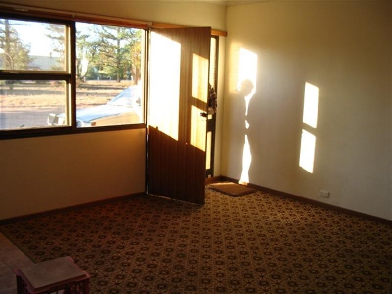 4/15 Lawrie Terrace, Waikerie SA 5330