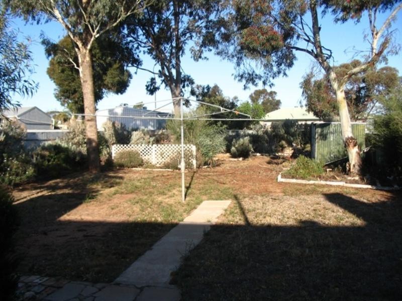 31 Coral Street, Loxton SA 5333