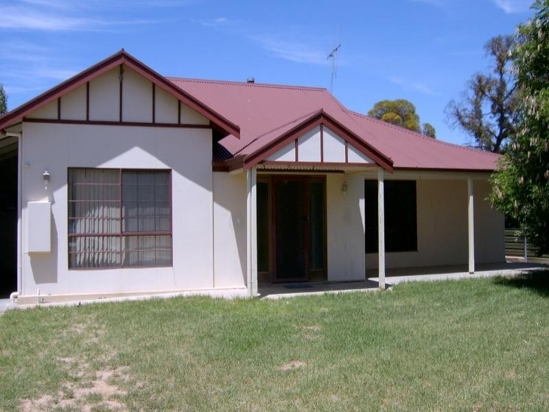 110 Nookampka Terrace, Barmera SA 5345