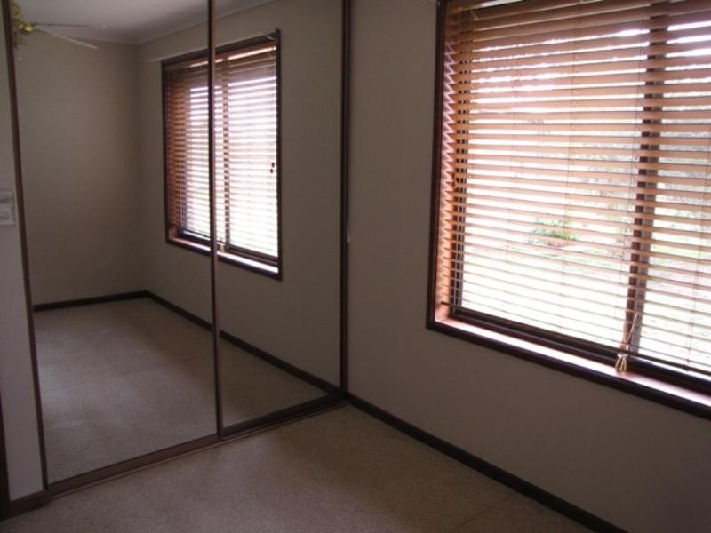 33 Barker Street, Loxton SA 5333