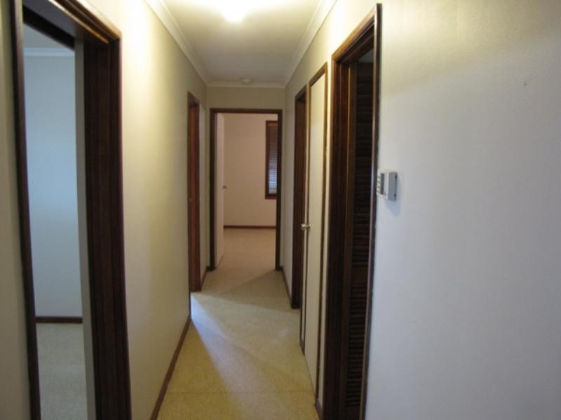 33 Barker Street, Loxton SA 5333