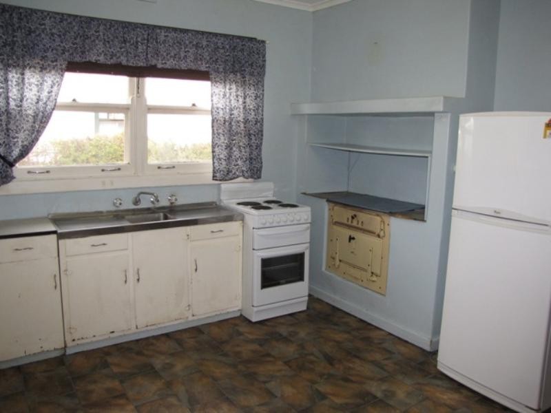 121 Paruna Road, Loxton SA 5333