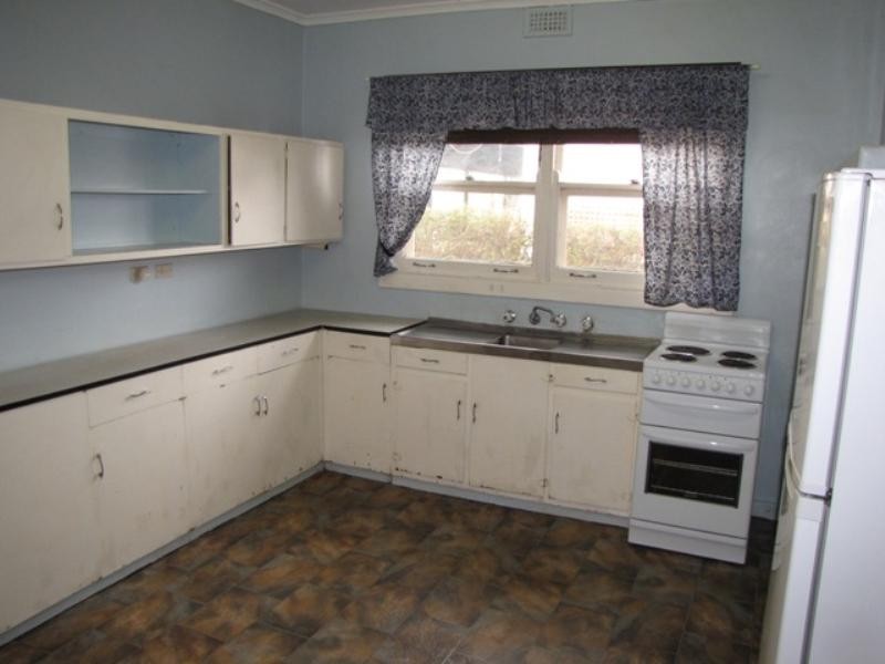 121 Paruna Road, Loxton SA 5333