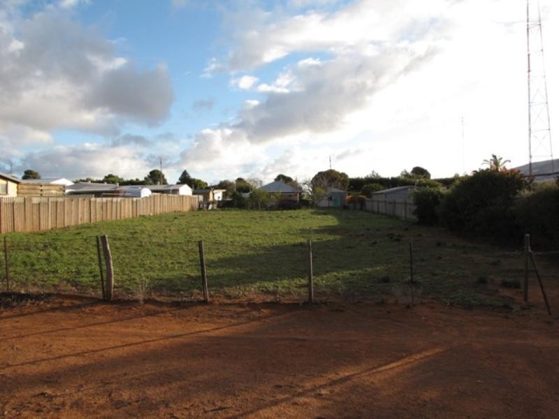 121 Paruna Road, Loxton SA 5333