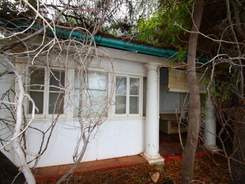 27 Lake Avenue, Barmera SA 5345