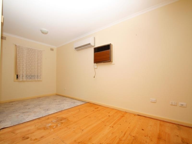 11 Roberts Street, Berri SA 5343