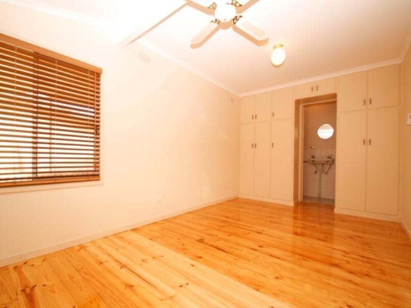 18 Traeger Street, Loxton SA 5333