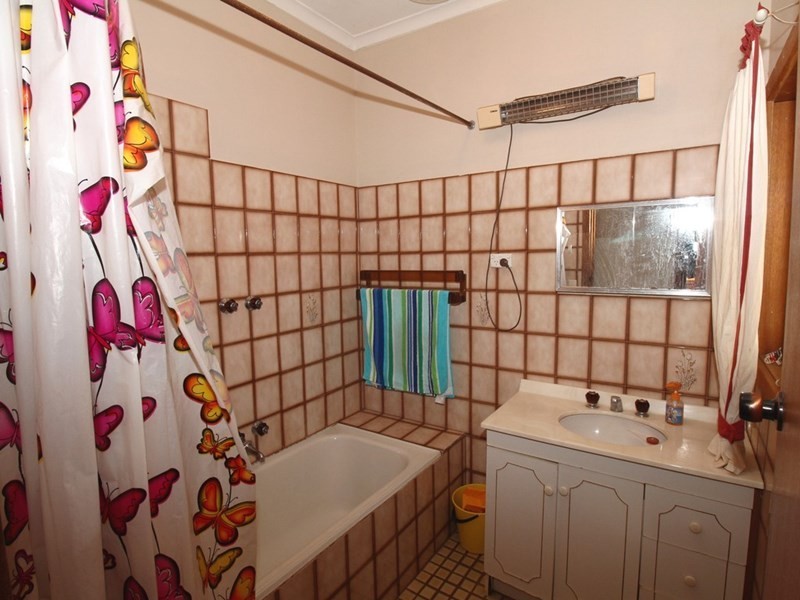 4 Timor Street, Loxton North SA 5333