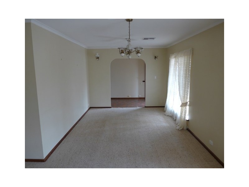 12 Westbrook Avenue, Loxton SA 5333