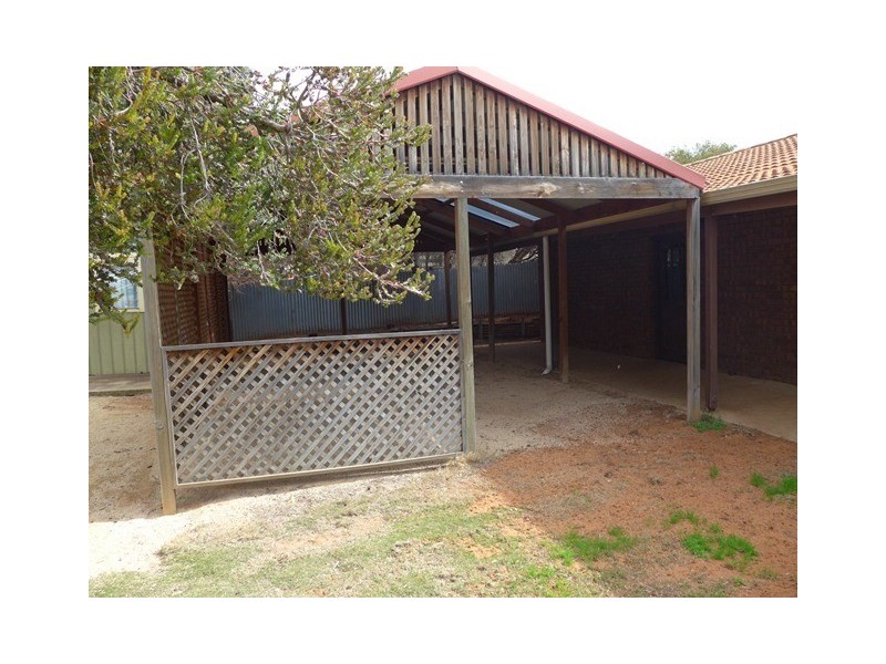 12 Westbrook Avenue, Loxton SA 5333