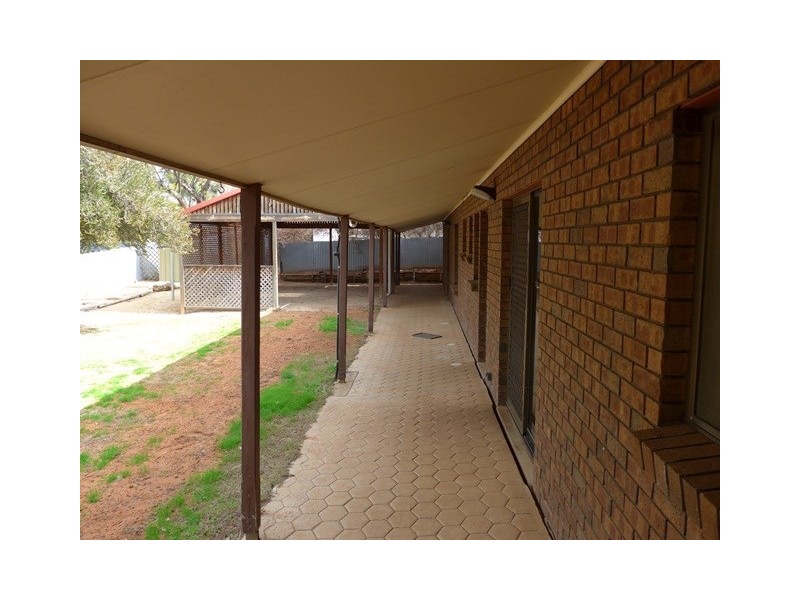 12 Westbrook Avenue, Loxton SA 5333