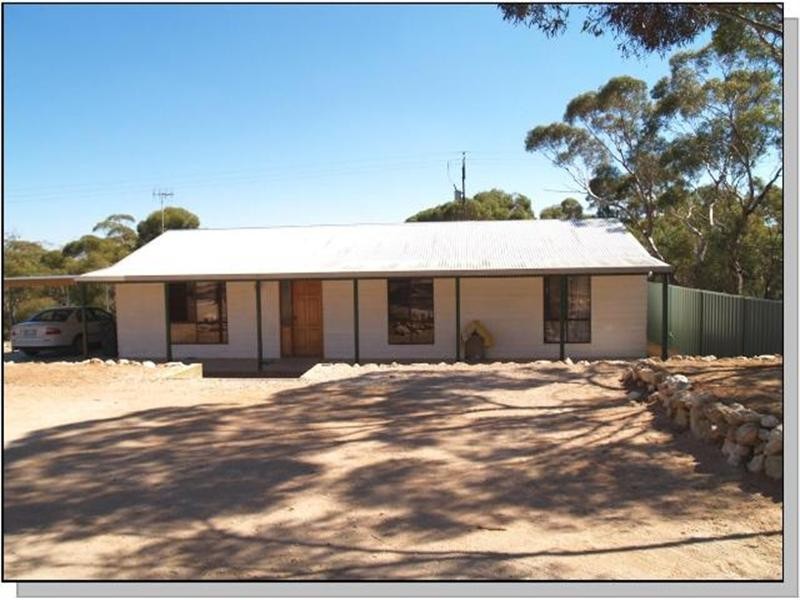 113 Holder Top Road, Waikerie SA 5330