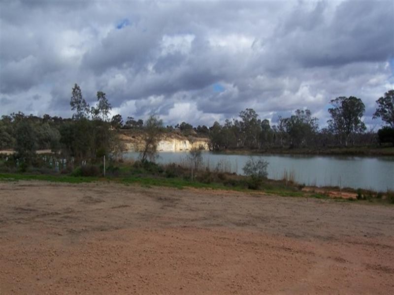 113 Holder Top Road, Waikerie SA 5330