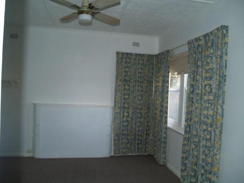 18 Heming Street, Waikerie SA 5330