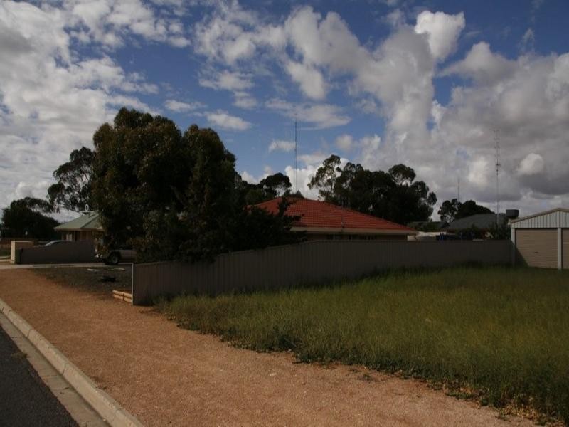 Lot 7 McCutcheon Street, Waikerie SA 5330
