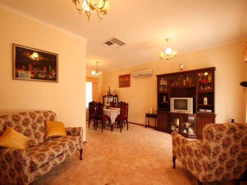 5 Hall Crescent, Loxton SA 5333