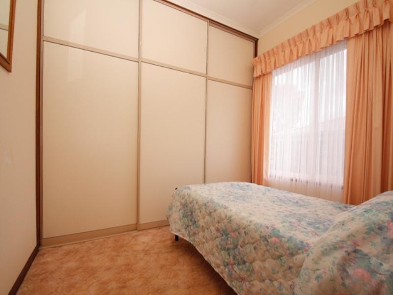 5 Hall Crescent, Loxton SA 5333