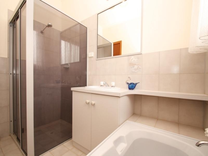 5 Hall Crescent, Loxton SA 5333