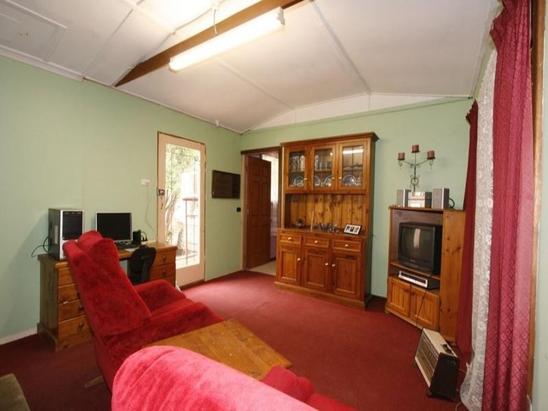 38 Coats Crescent, Waikerie SA 5330