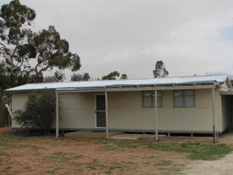 45 Hartwig, Waikerie SA 5330