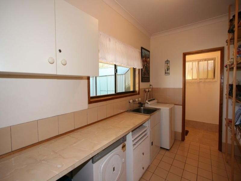 12 Thiele Avenue, Loxton SA 5333