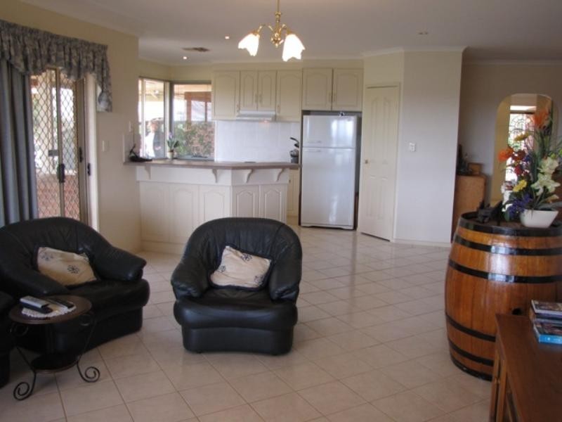 36 Wheatley Road, Loxton SA 5333