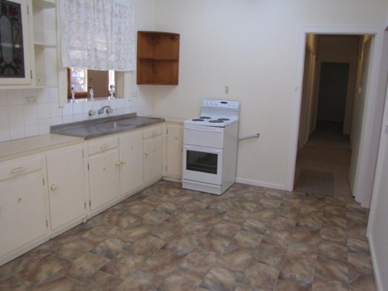 61 Tobruk Terrace, Loxton SA 5333