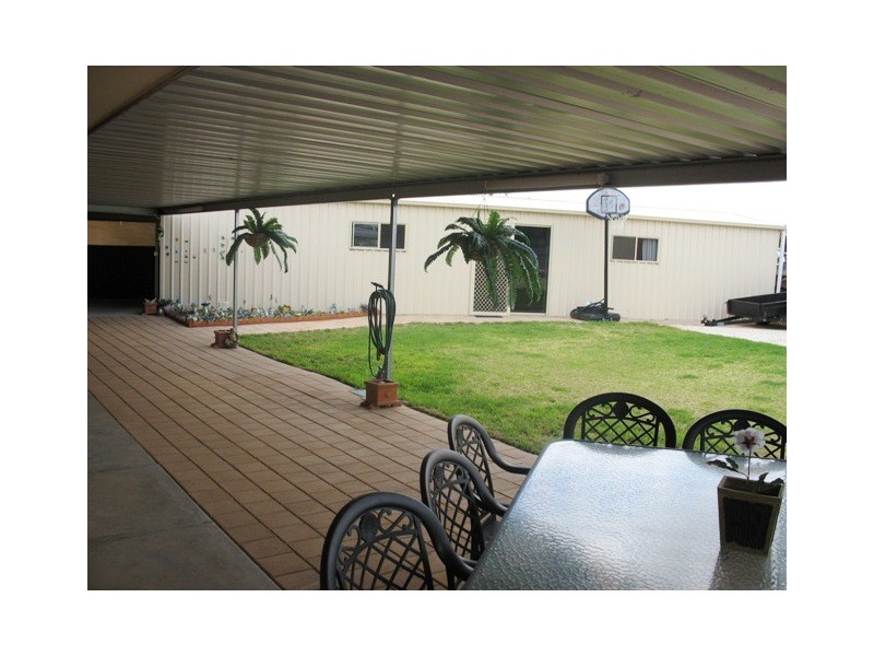 14 Hardwick Street, Barmera SA 5345