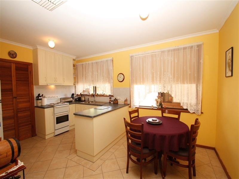 11 Garrard Street, Barmera SA 5345