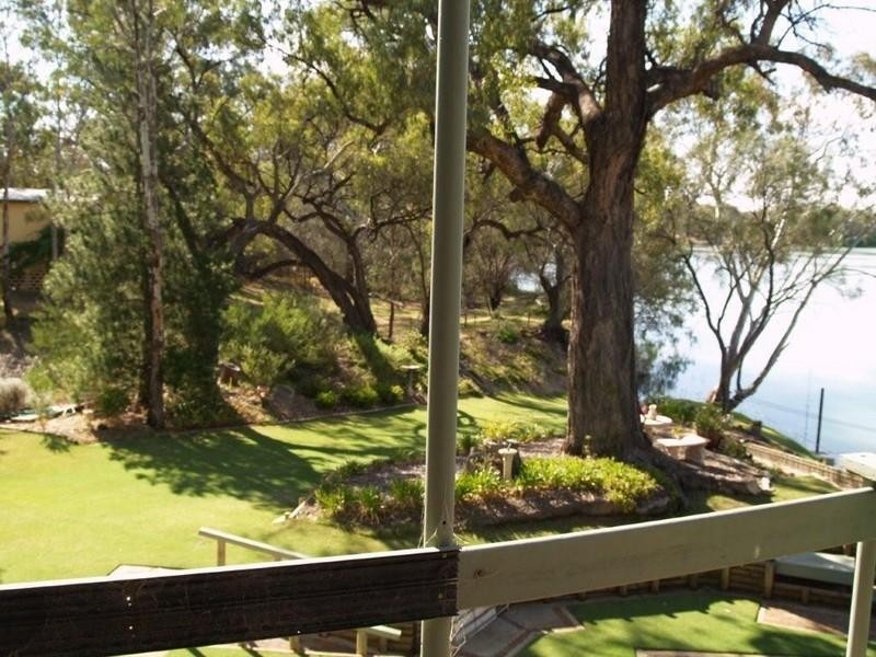367 Pelican Point, Morgan SA 5320