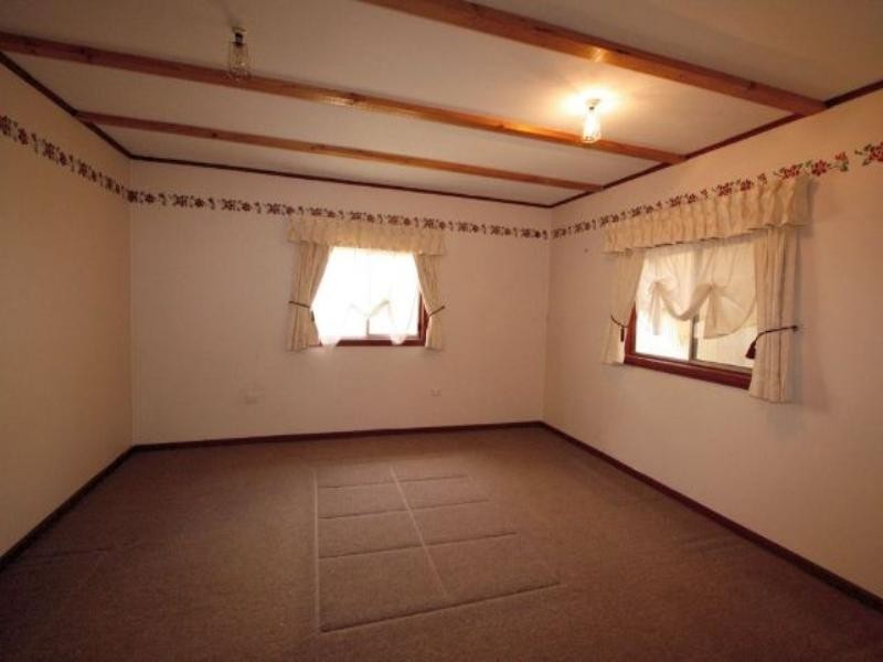 7 Matruh Street, Loxton SA 5333