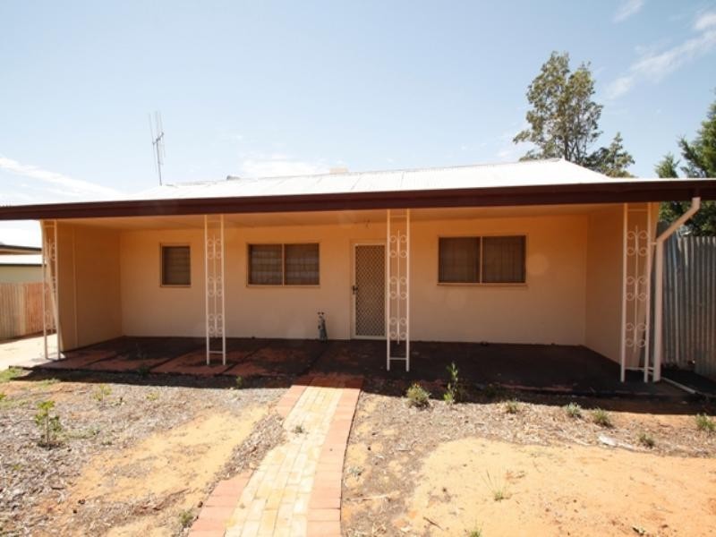 45 Wodonga Avenue, Loxton SA 5333