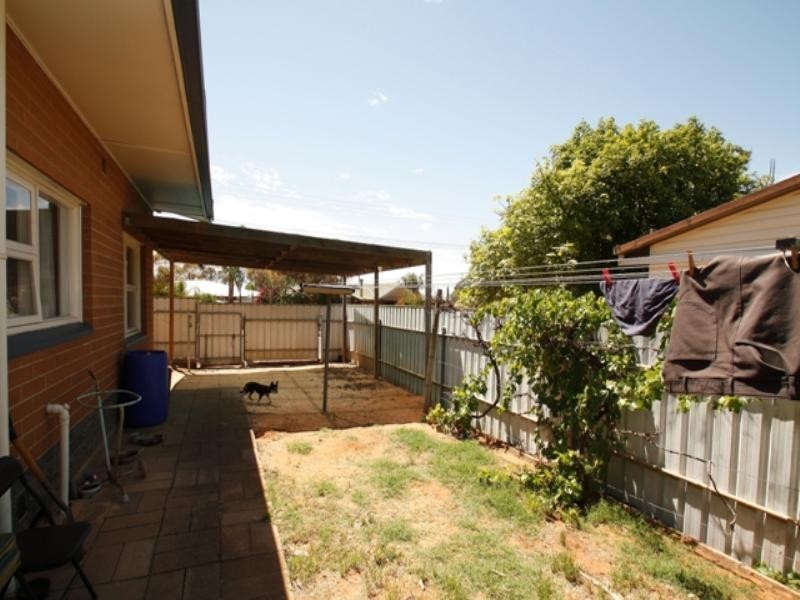 121/121a Bookpurnong, Loxton SA 5333