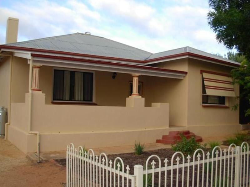 12 Fourth Street, Loxton SA 5333