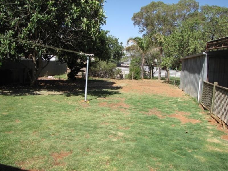 3 Sturt Street, Loxton SA 5333