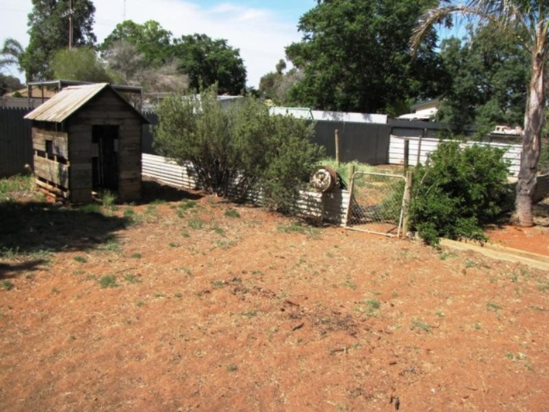 3 Sturt Street, Loxton SA 5333