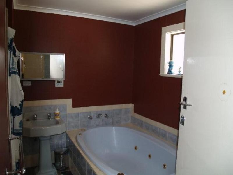 31 Seventh Street, Morgan SA 5320