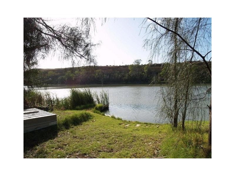 Lot 66 Pelican Point, Morgan SA 5320