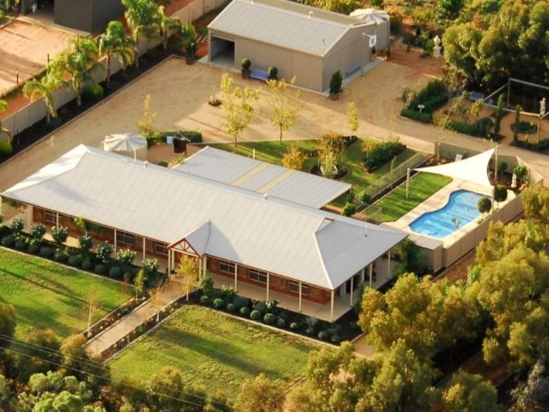 105 Badcoe Road, Loxton SA 5333
