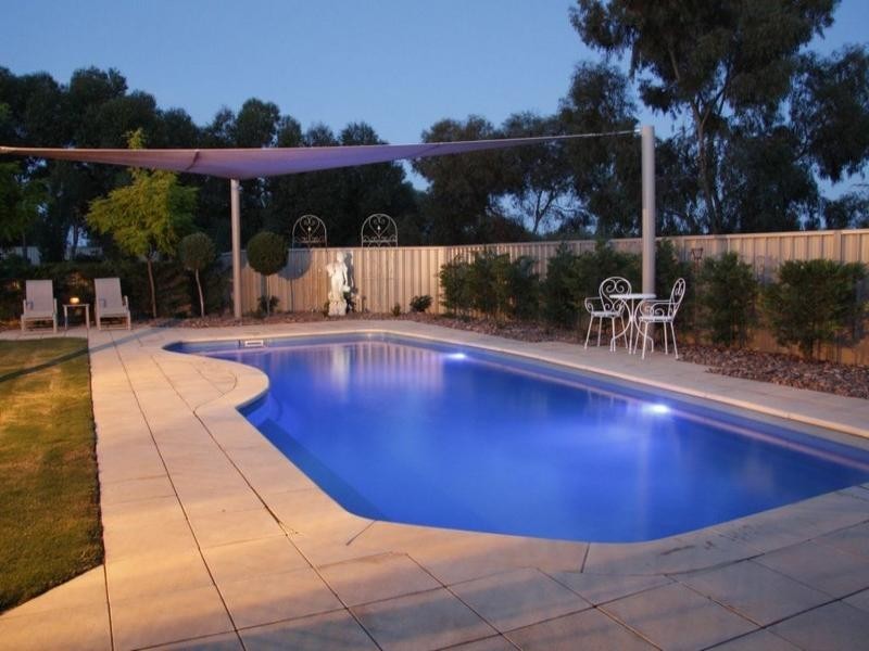 105 Badcoe Road, Loxton SA 5333