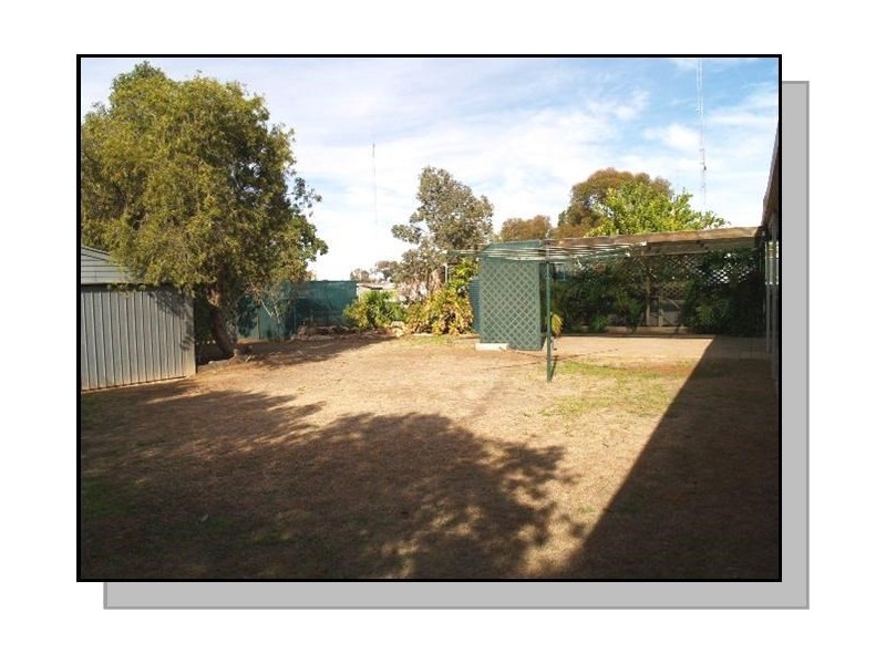 5 Strangman Road, Waikerie SA 5330