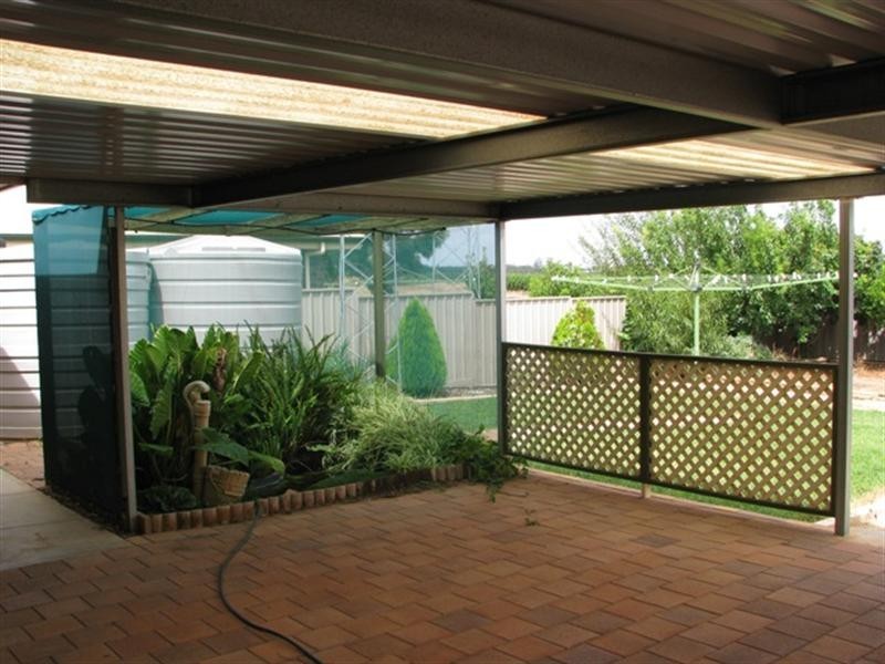 8 Fullwood Street, Waikerie SA 5330