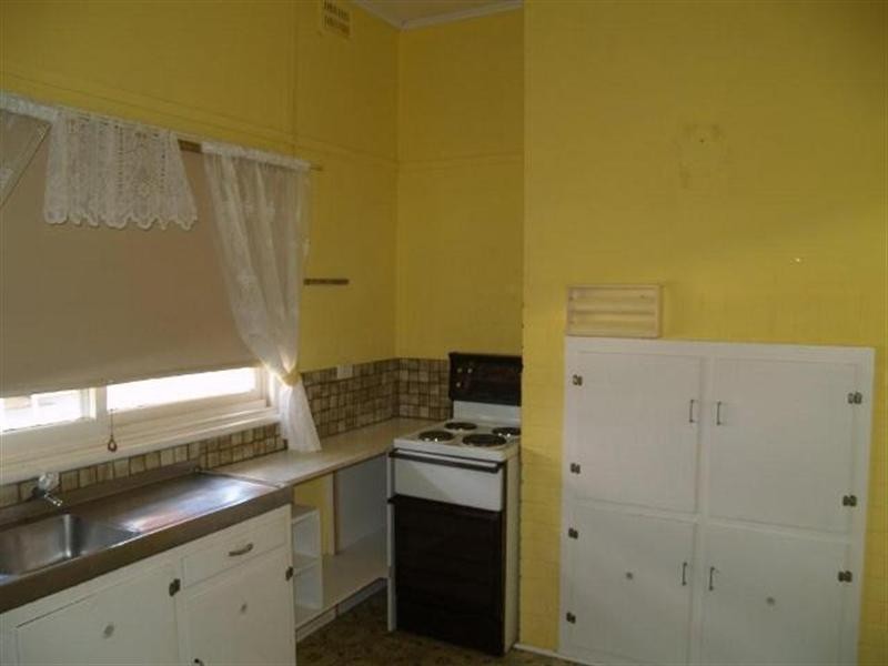 22 Lawrie Terrace, Waikerie SA 5330